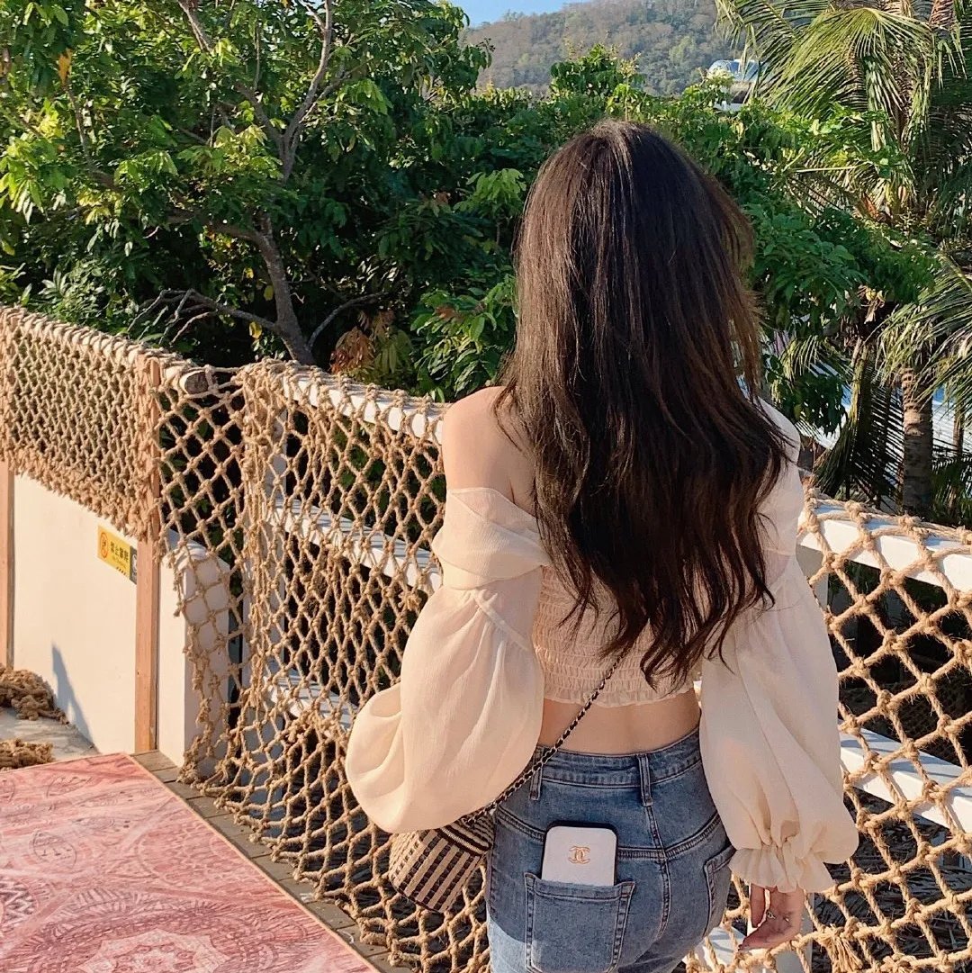 大洋之间的灯光